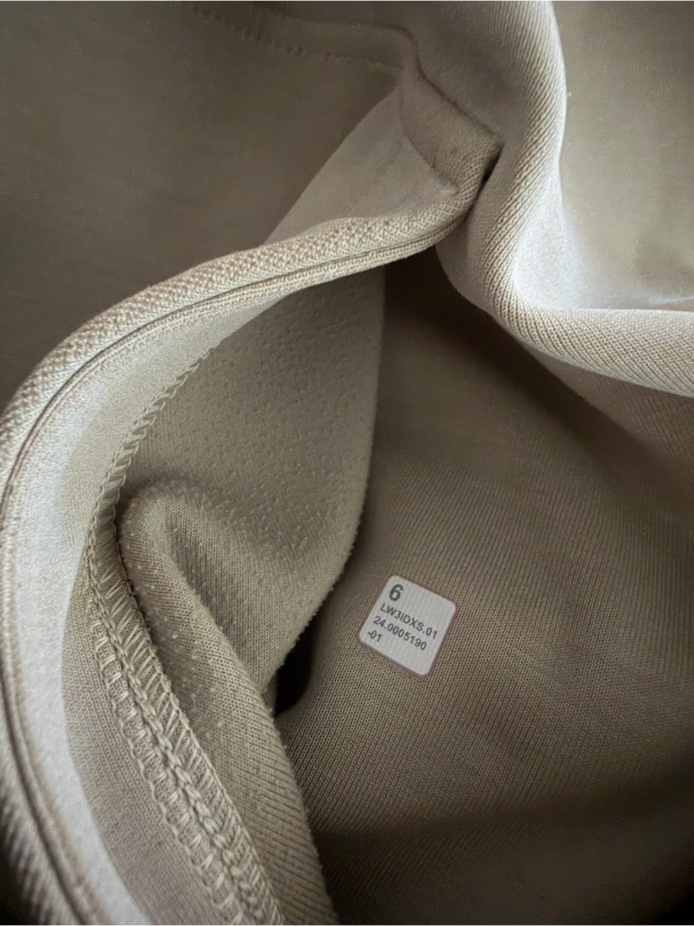 Lululemon Softstreme halfzip Pullover in Light Taupe - Picture 3 of 3